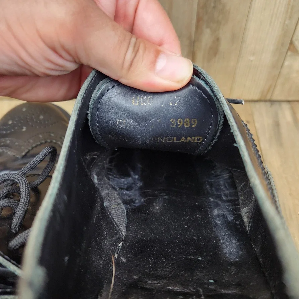 90s Dr. Martens 3989 Made in England Brogue Shoes Mens size 11 Black Leather
